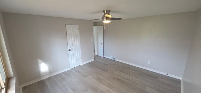 5 Mcmichael Rd, Carnegie, PA 15106 - photo 7