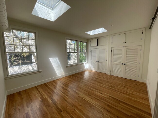 58 Regent St, Cambridge, MA 02140 - photo 5