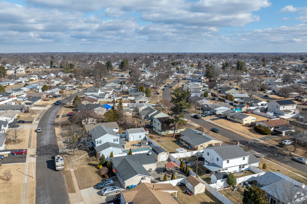 NH_Stonybrook_562306_P2_V3_DW_030325