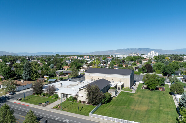 Arches Academy is located in the SCERA neighborhood.