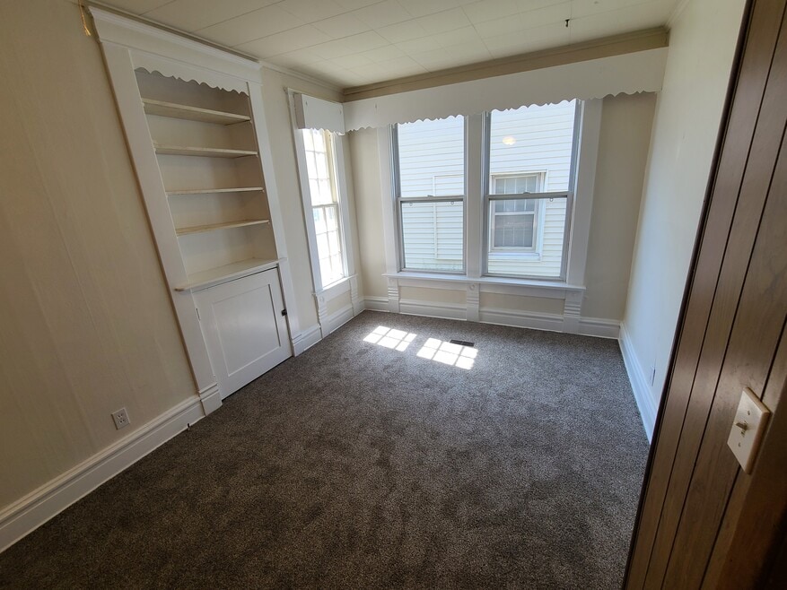 512 S Franklin St unit 1, Kirksville, MO 63501 - photo 1