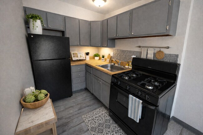 The Overlook, Lorain, OH 44052 - photo 7