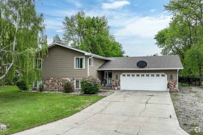 Split level homes are very popular throughout Wahpeton.