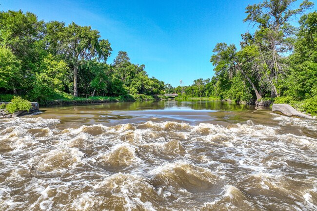The Red River is a great place to enjoy outdoor activities in the Longfellow neighborhood.