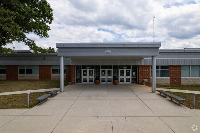 Lamberton Middle School serves students 6-8th grade.