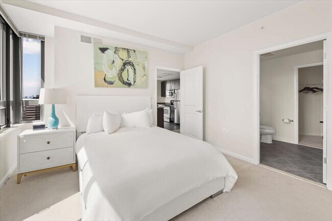 1405 S Fern St unit ID1047964P, Arlington, VA 22202 - photo 7