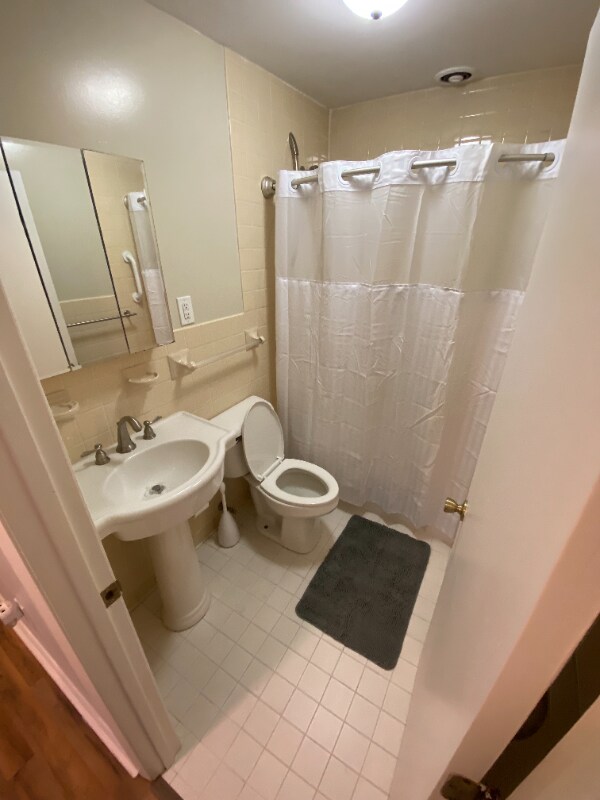 700 Fayette St unit 1, Cumberland, MD 21502 - photo 2