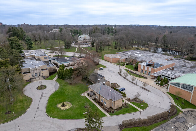 Our Lady Of The Elms Elementary School provides private education in Highland Square.