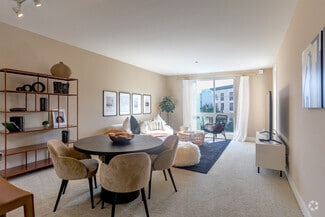 1201 Parkmoor Ave, San Jose, CA 95126