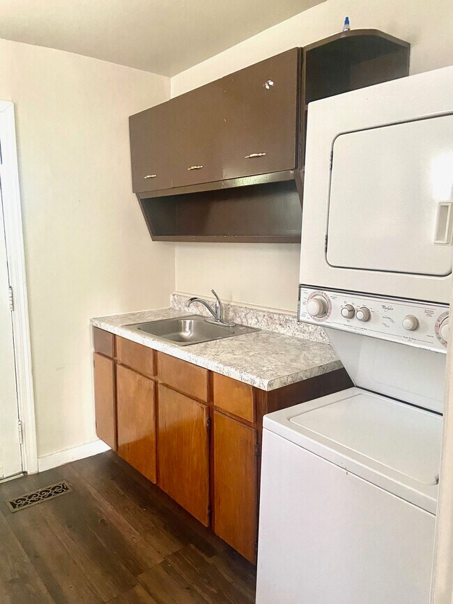 2212 Center Way S, Birmingham, AL 35205 - photo 6