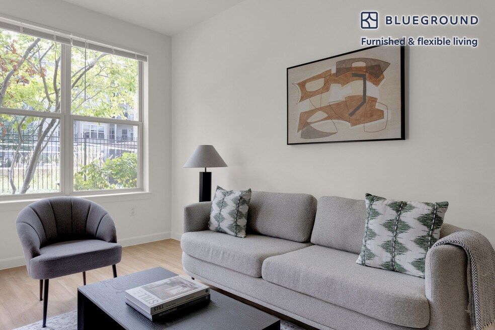 333 Great River Rd unit FL0-ID778, Somerville, MA 02145 - photo 1