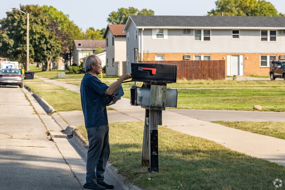 NH_Imperial Pride_550335_P2_R1_V1_MR_092424