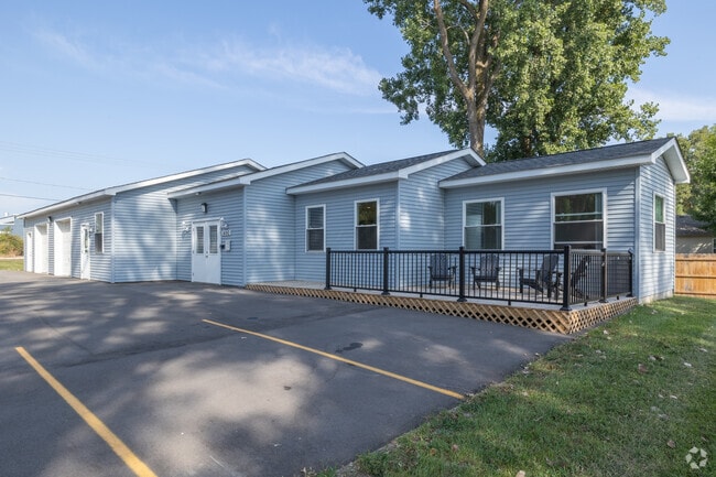 Aspen Grove ~ Discover the Simplicity of Cottage Living on the River, Marysville, MI 48040 - photo 7