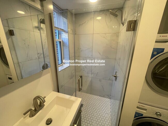 124 Peterborough St unit 3, Boston, MA 02215 - photo 5