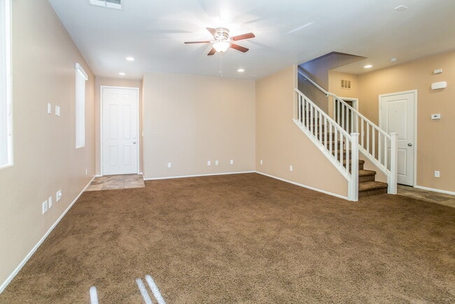 7914 Port Charles Ct, Las Vegas, NV 89149 - photo 3