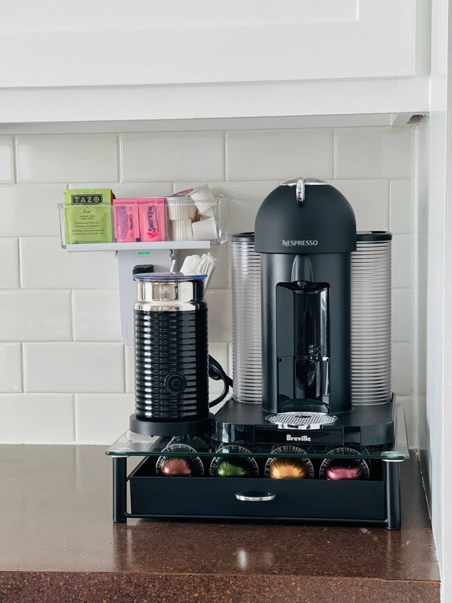 Nepresso Coffee Station & Steamer