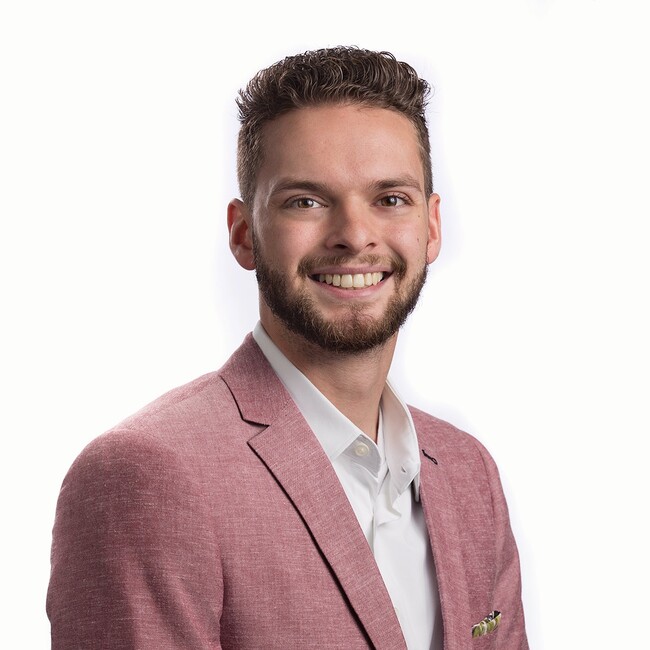 Agent Photo