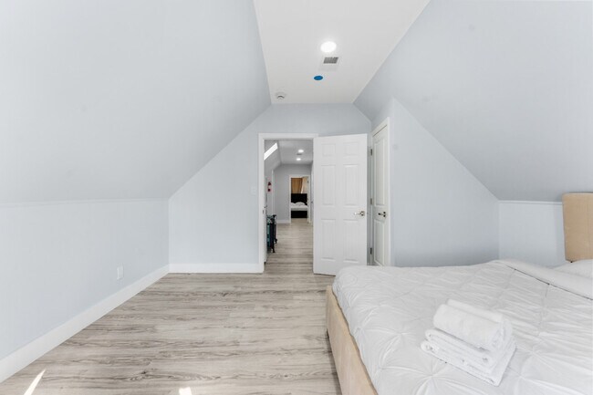 23 Obrien Ct unit ID1352469P, Bayonne, NJ 07002 - photo 6