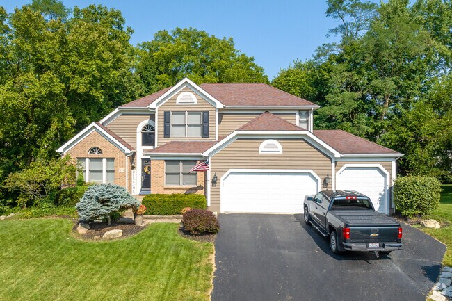 Rathburn Woods offers a mix of modern and traditional homes with great curb appeal.