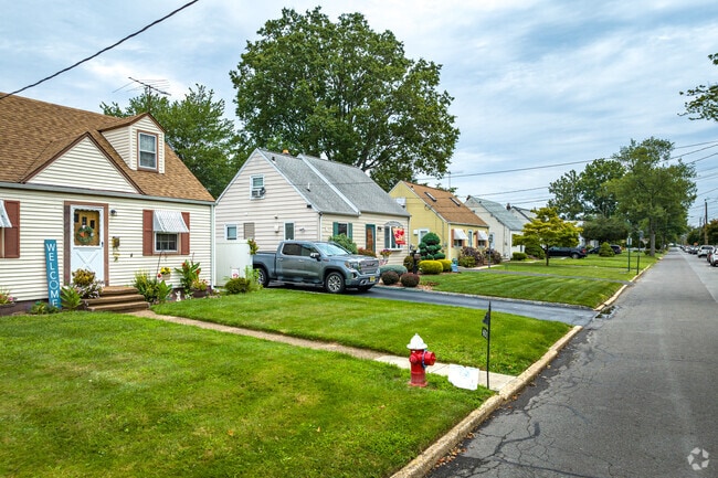 Most Middlesex vintage homes were built in the 1950s and have since been updated.