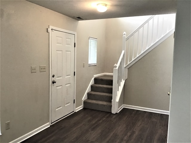 6585 W Odessa Way, Mc Cordsville, IN 46055 - photo 3