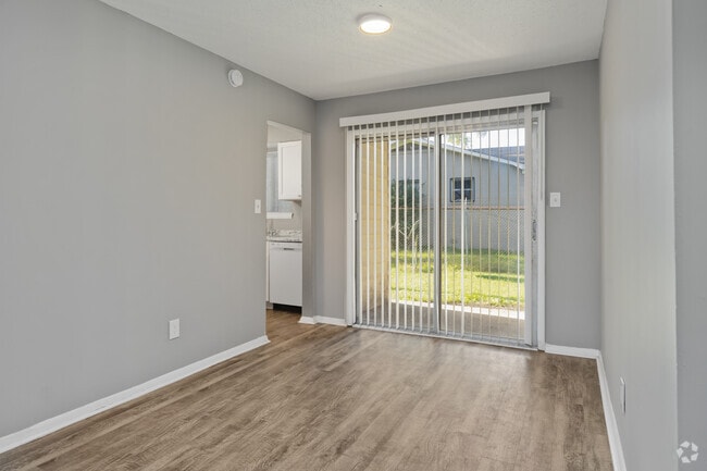 Villa Glen Apartments, Bessemer, AL 35020 - photo 2