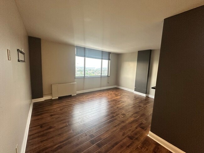 600 E 8th St unit 10H, Kansas City, MO 64106 - photo 4