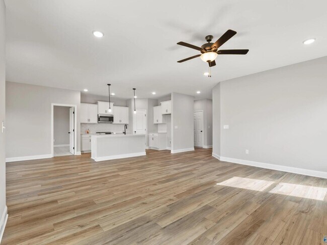 313 Keller Dr, Hazel Green, AL 35750 - photo 5