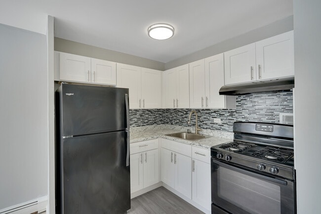 Woods Edge Apartment Homes, Maple Shade, NJ 08052 - photo 4