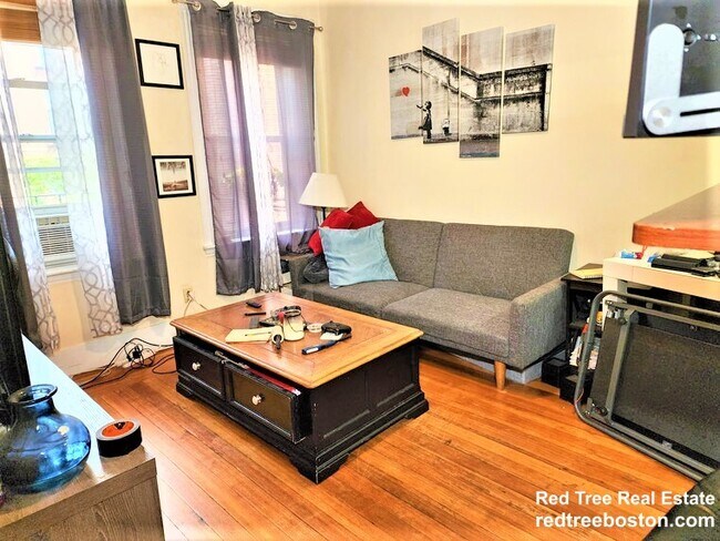 107 Myrtle St unit 3, Boston, MA 02114 - photo 7