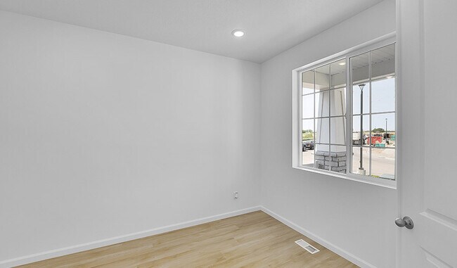 241 W 825 S, Willard, UT 84340 - photo 7