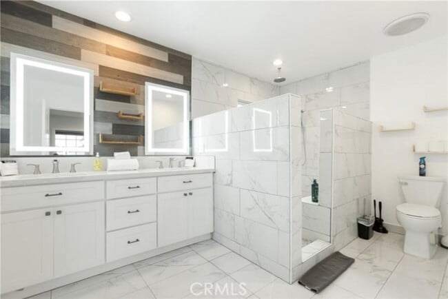 14709 Bodger Ave, Hawthorne, CA 90250 - photo 2