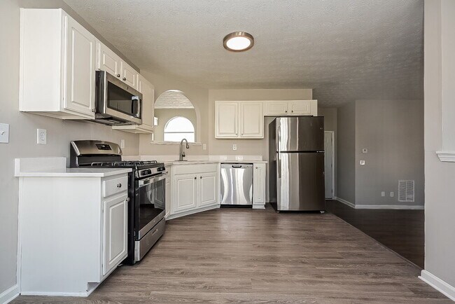 1231 Quail Hunt Dr, Riverdale, GA 30296 - photo 6