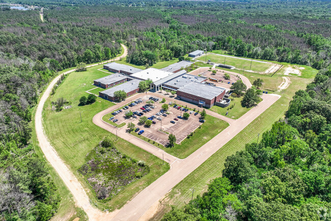 Byram Middle School has 839 students in grades 6th through 8th.