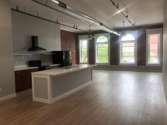 222 S Main St Unit 2, Findlay, OH 45840