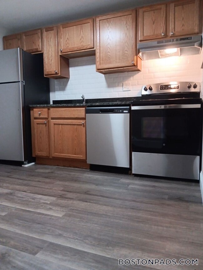 47 Princeton St Unit 337, Leominster, MA 01453