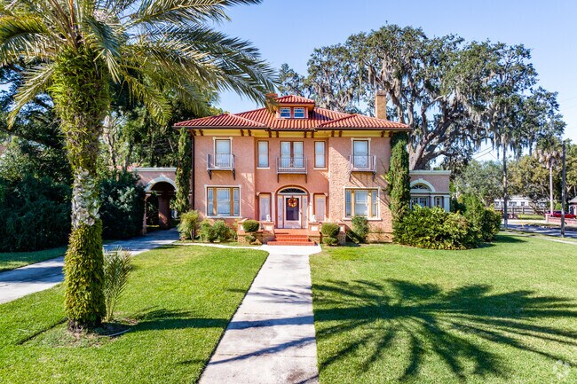 A beautiful brick 19th-century home located in the heart of Eustis.