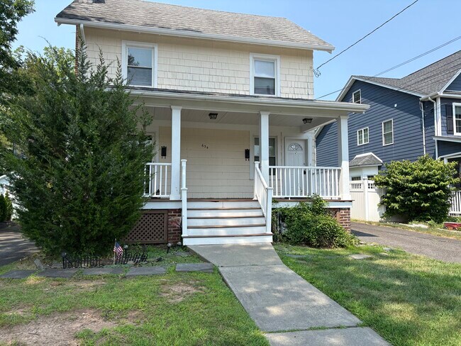 634 W Broad St unit Floor 1, Westfield, NJ 07090 - photo 4