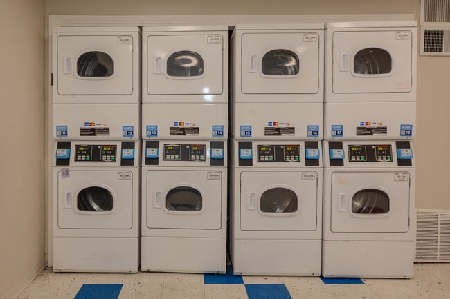 The Towers at Gateway City, Saint Louis, MO 63103 - photo 7