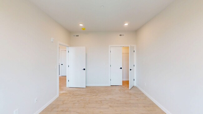 36 Mount Pleasant St unit 406, Somerville, MA 02145 - photo 5