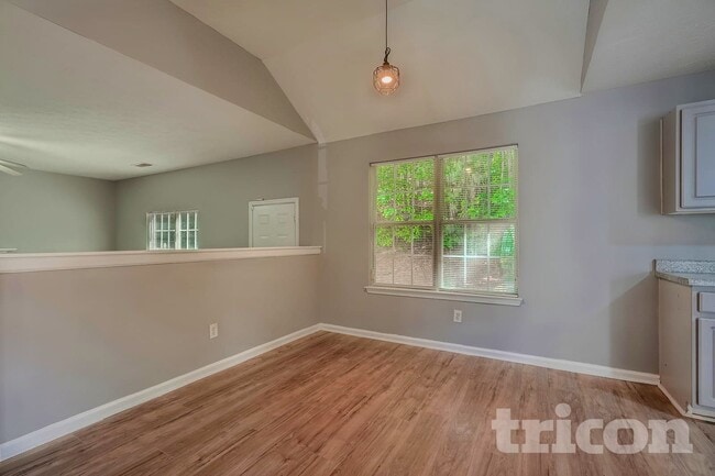 3250 Diamond Bluff, Union City, GA 30291 - photo 3