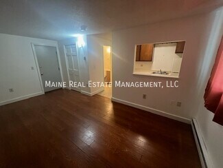 29 Chamberlain St Unit 6, Brewer, ME 04412