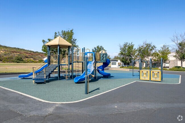 Poway Schools Creekside Elementary School Playground