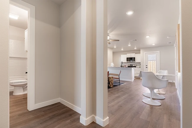 8418 10th Place unit 36467526, Lubbock, TX 79416 - photo 3