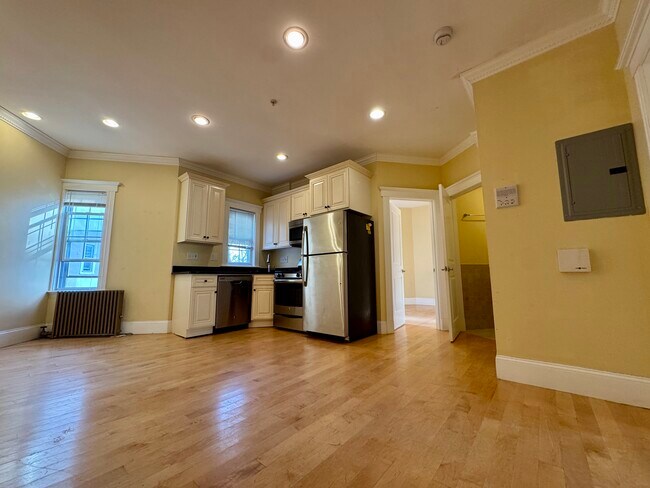 156 Magazine St unit 23, Cambridge, MA 02139 - photo 7