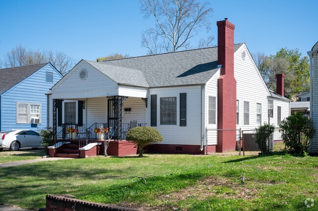 Fairview has plenty of homes with cozy front yards.