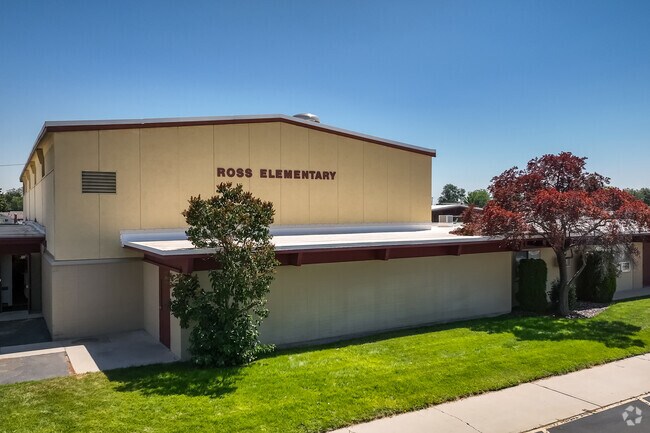 RossElementarySchool7
