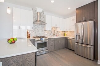 18 Cliveden St Unit 604, Quincy, MA 02169