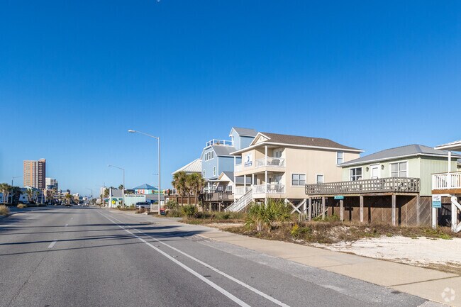 From beach houses, condos, and even hotels, Gulf Shores has it all.