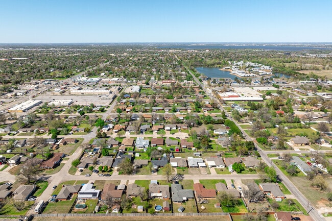 Warr Acres is a place where neighbors know neighbors, and they feel connected.